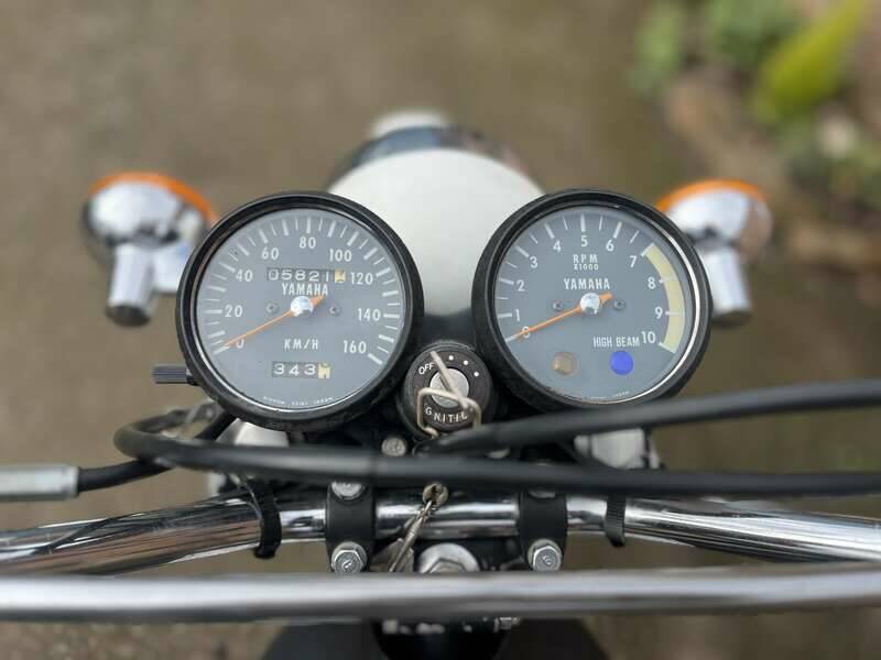 Image 8/16 of Yamaha DT 400 (1976)