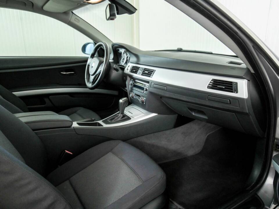 Afbeelding 12/50 van BMW 325i (2007)
