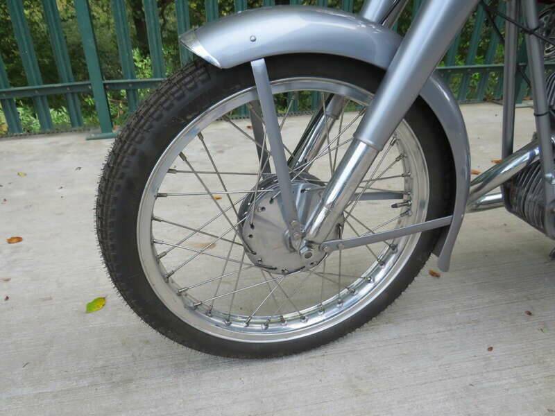 Bild 33/45 von MV Agusta 150 Sport (1953)