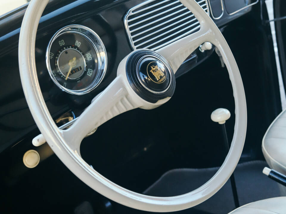 Image 10/130 of Volkswagen Beetle 1200 Export &quot;Oval&quot; (1954)