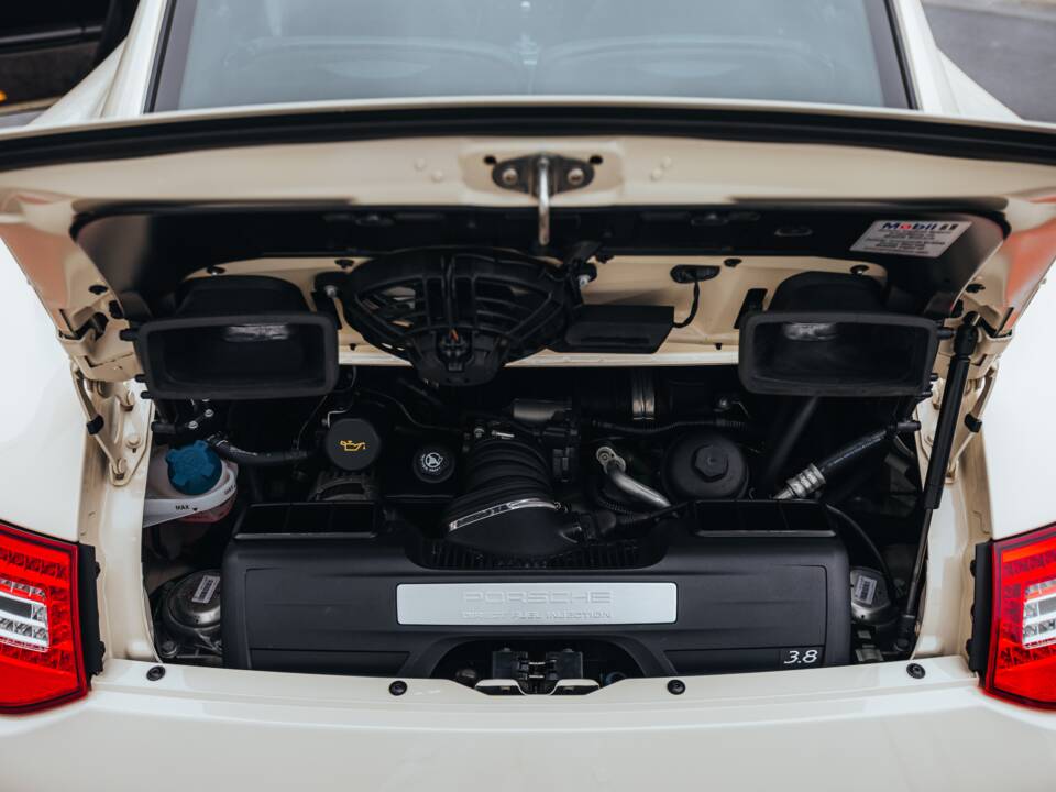 Afbeelding 28/53 van Porsche 911 Carrera S (2010)