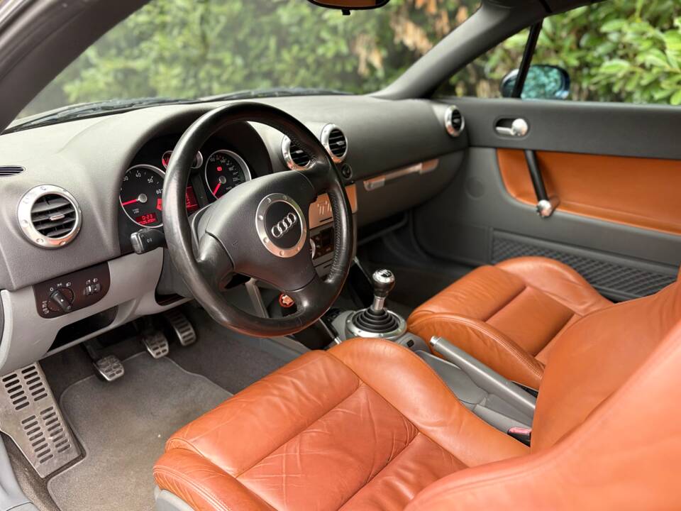 Image 7/14 of Audi TT 1.8 T (2006)