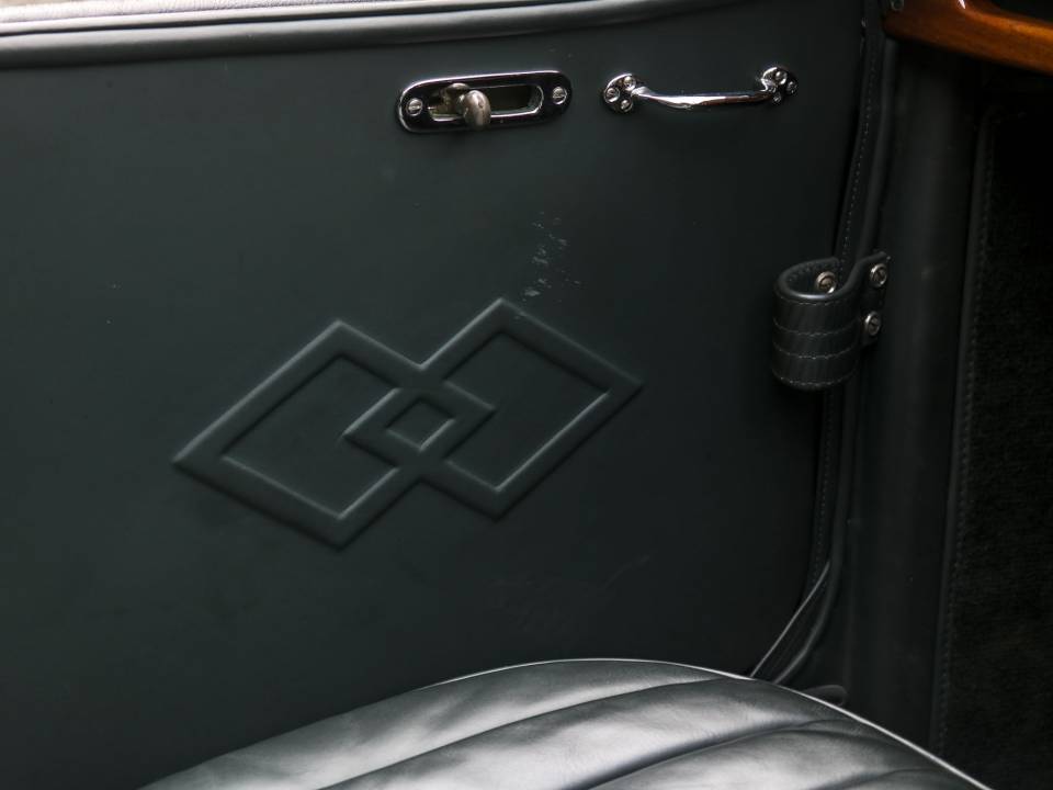 Image 15/44 of Lagonda 2 Liter Continental DHC (1930)