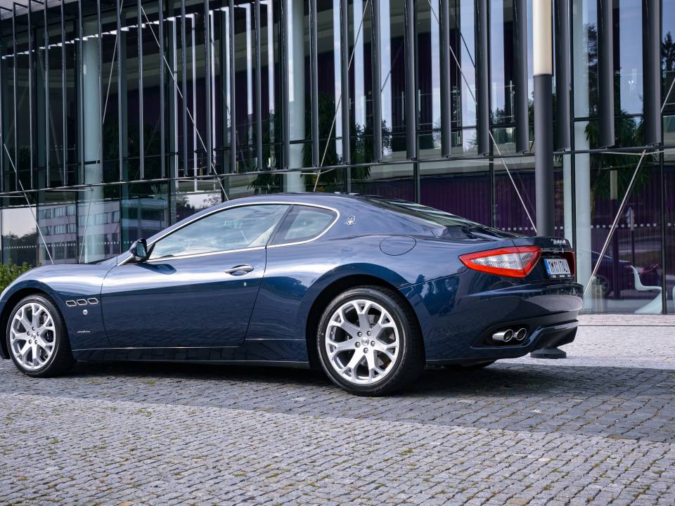 Immagine 10/22 di Maserati Gran Turismo (2008)