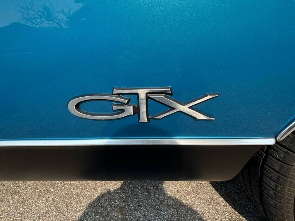 Image 13/14 of Plymouth GTX (1969)