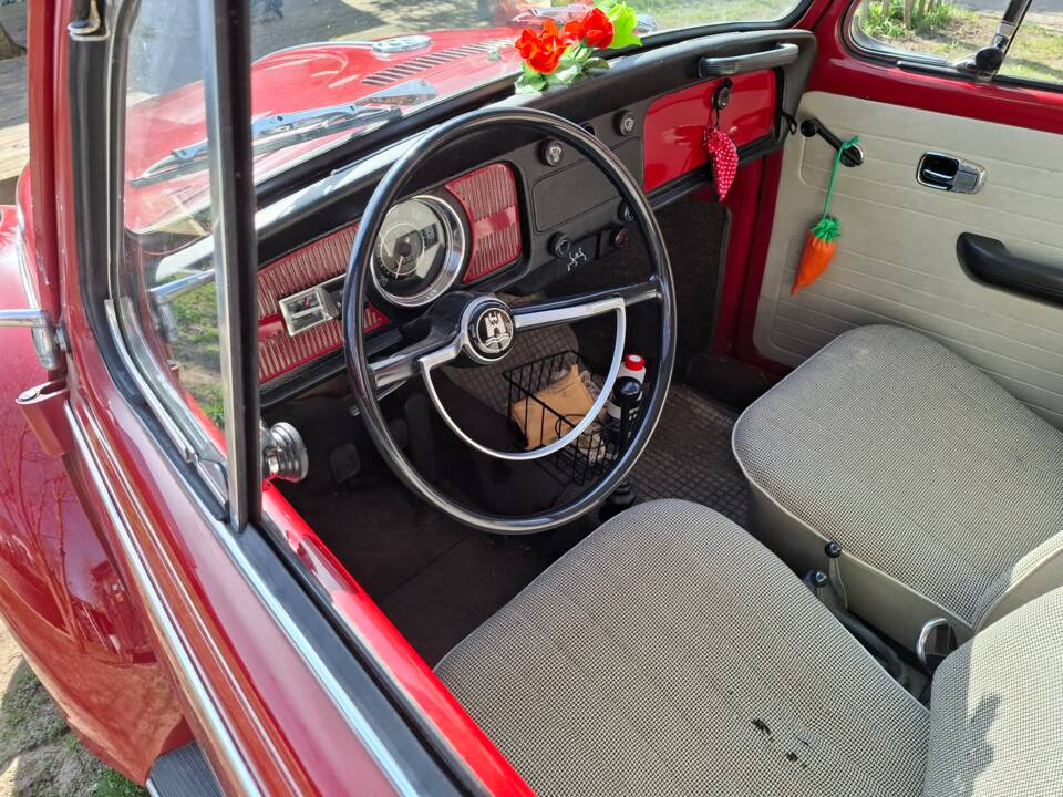 Image 4/9 of Volkswagen Beetle 1500 (1968)