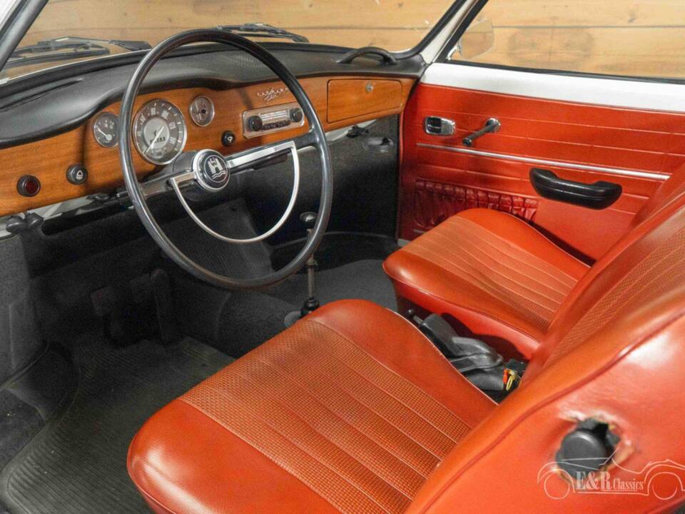 Image 17/29 of Volkswagen Karmann Ghia 1500 (1969)