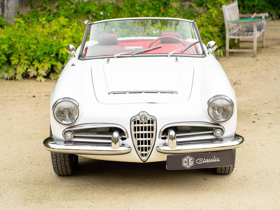 Imagen 11/42 de Alfa Romeo Giulia 1600 Spider (1964)