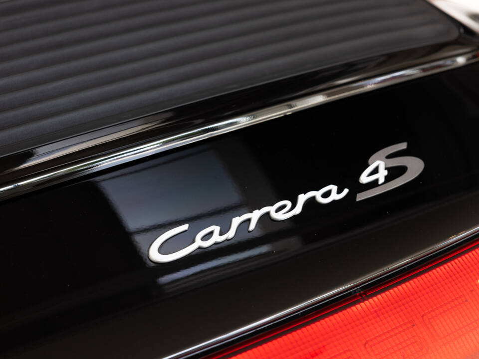 Afbeelding 28/32 van Porsche 911 Carrera 4S (1996)
