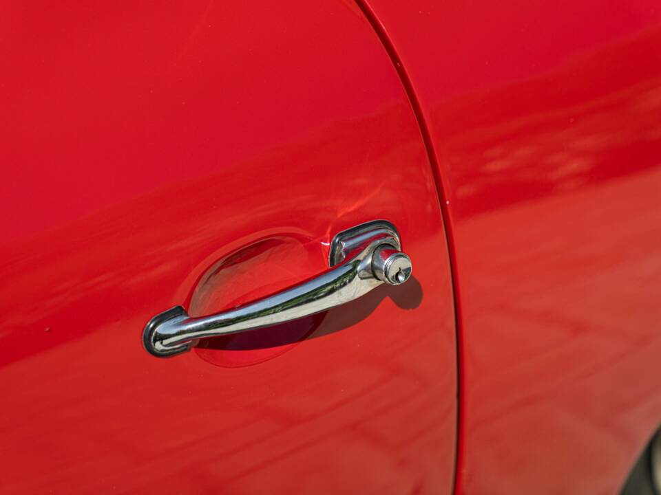 Image 12/50 of Porsche 356 C 1600 SC (1964)