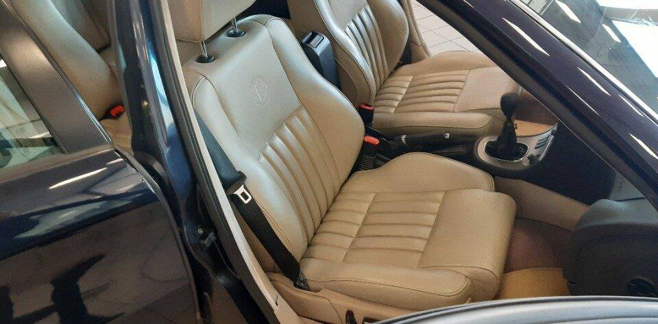 Image 19/44 of Alfa Romeo 166 2.0 V6 TB (1999)