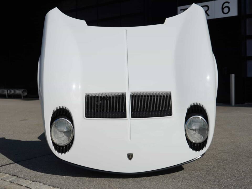 Afbeelding 68/74 van Lamborghini Miura P 400 (1968)
