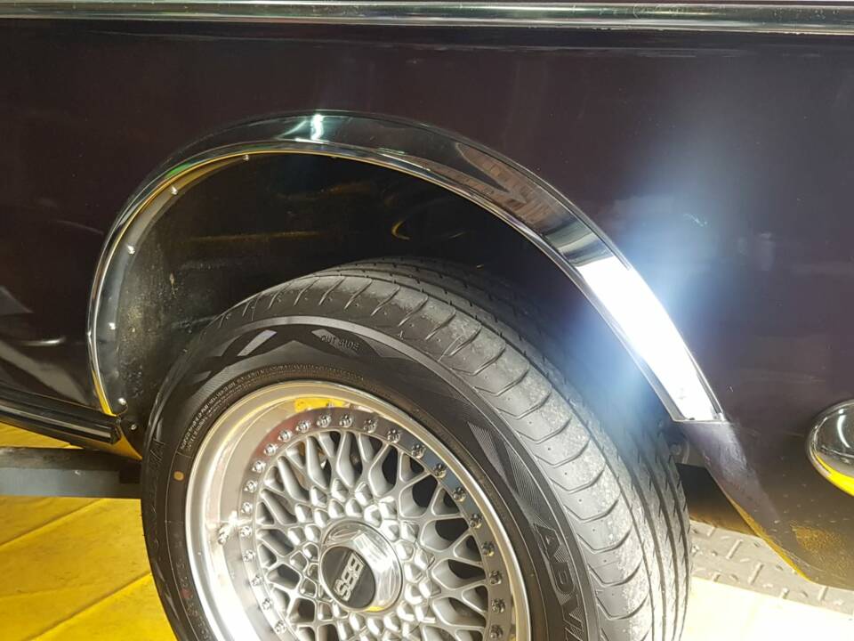Image 6/53 of BMW 3.0 CSi (1972)