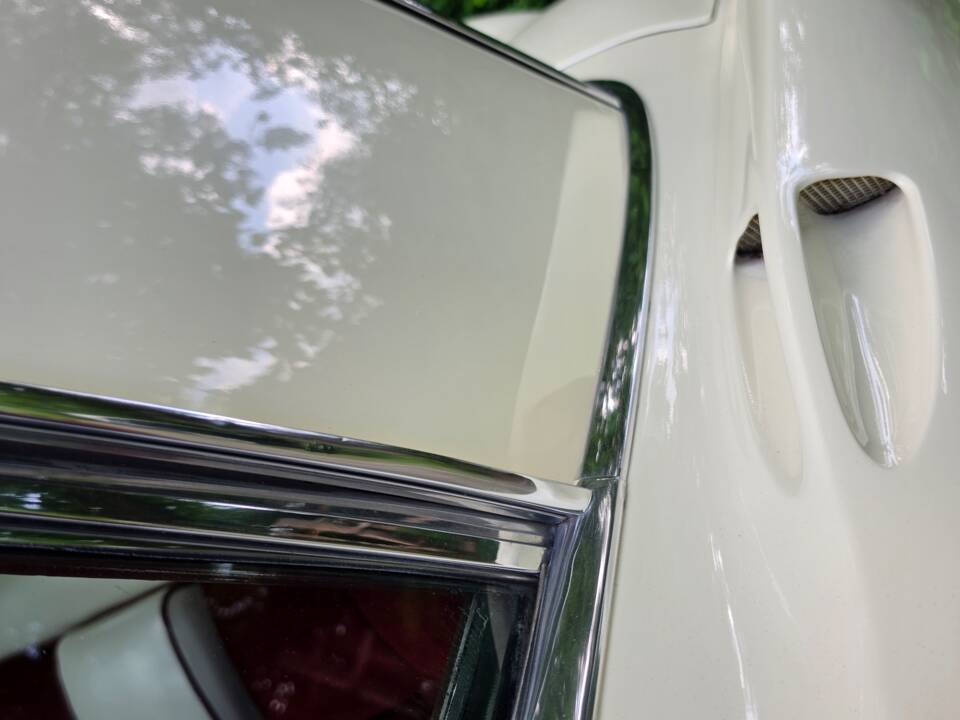 Image 26/75 of Lincoln Continental Mark II (1956)