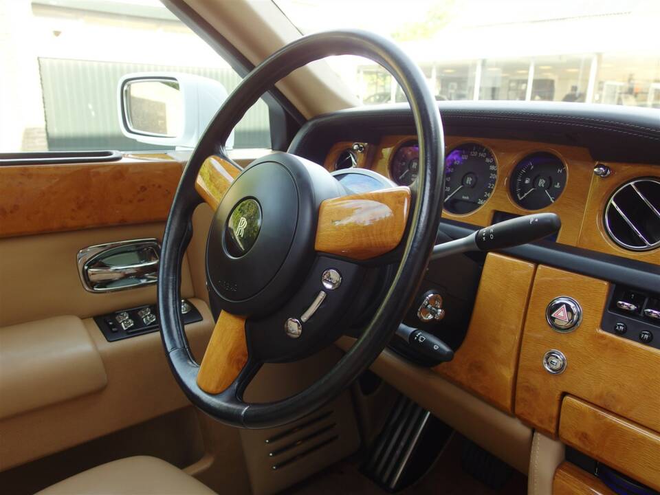 Bild 54/98 von Rolls-Royce Phantom VII (2006)