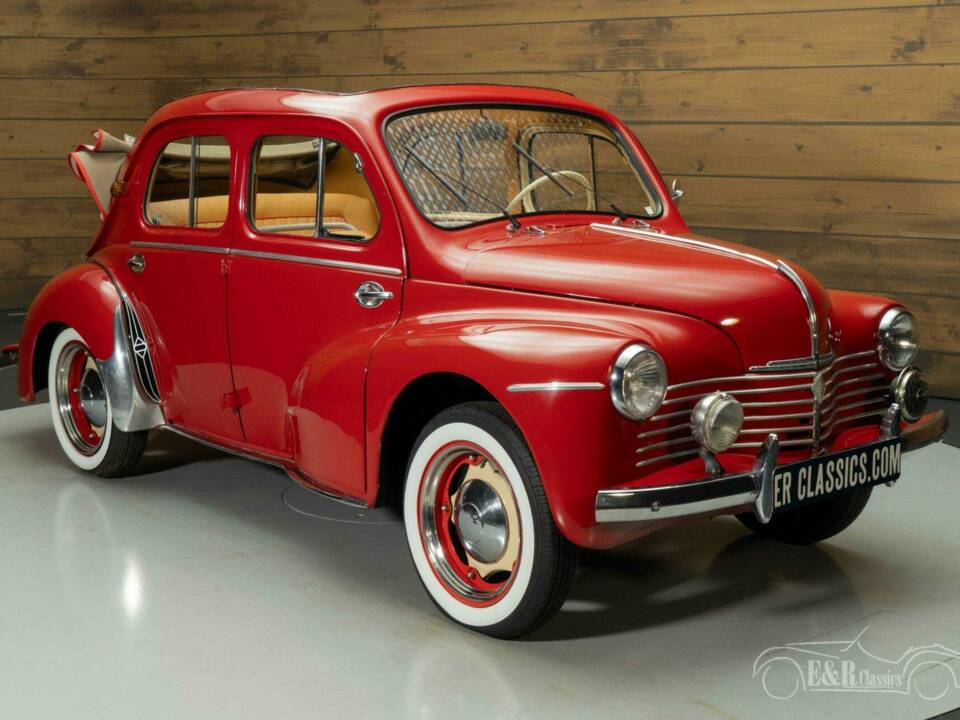 Bild 4/19 von Renault 4 CV Décapotable (1951)
