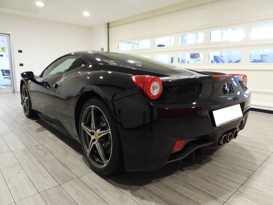 Image 3/15 de Ferrari 458 Italia (2011)