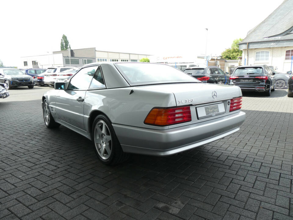 Image 6/21 de Mercedes-Benz SL 320 &quot;Mille Miglia&quot; (1995)