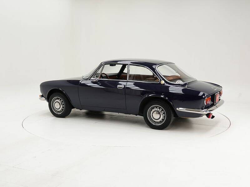 Bild 4/15 von Alfa Romeo 1750 GT Veloce (1969)