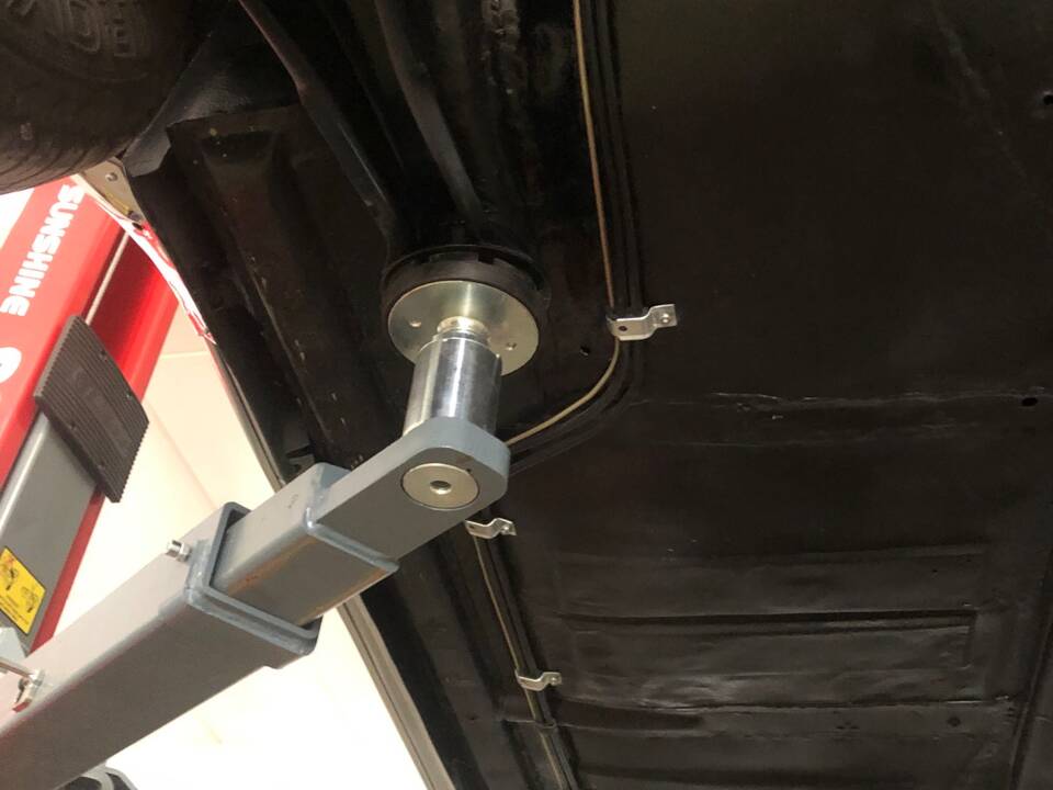 Image 41/46 of Mercedes-Benz 190 SL (1955)