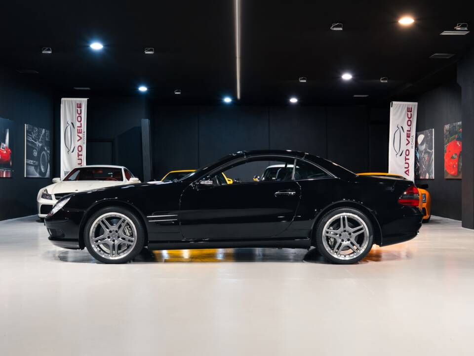 Image 2/31 of Mercedes-Benz SL 55 AMG (2003)