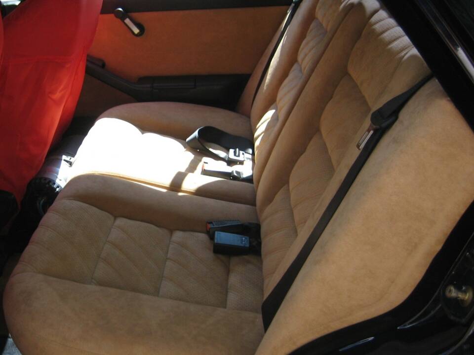 Immagine 39/66 di Lancia Delta HF Integrale Evoluzione II (1993)