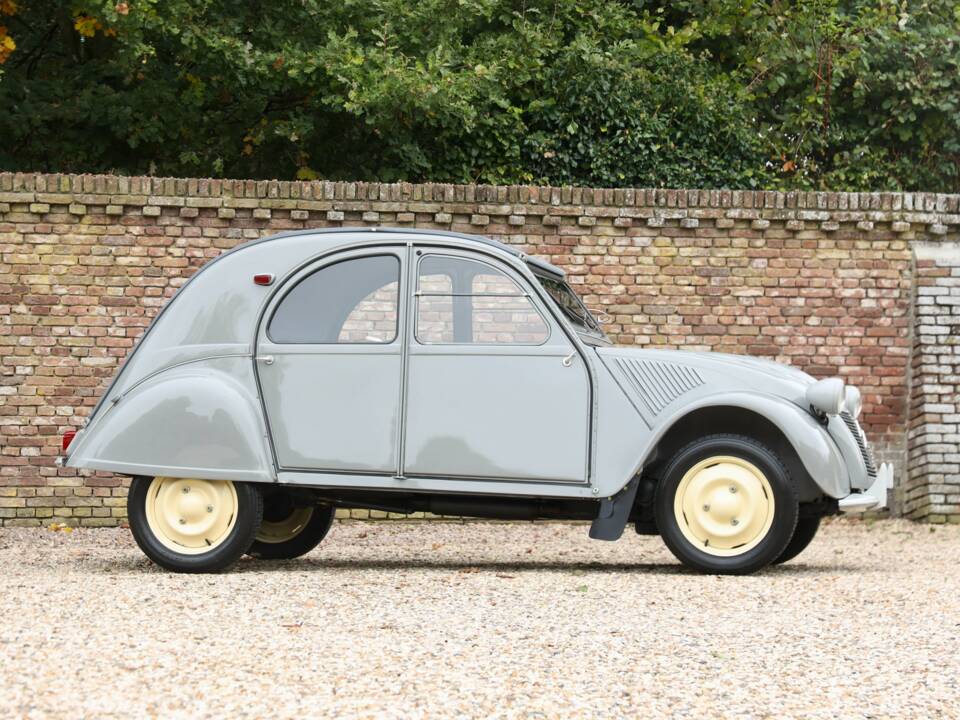 Bild 48/50 von Citroën 2 CV AZ (1955)