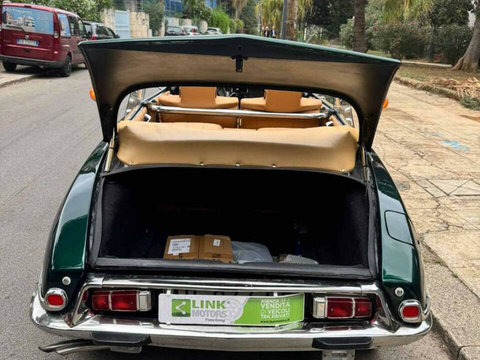 Image 20/21 of Citroën DS 21 (1972)