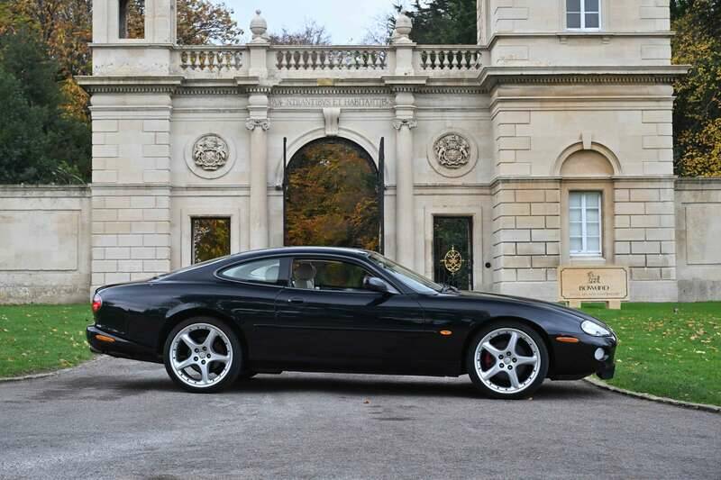 Afbeelding 12/50 van Jaguar XK8 4.0 (2002)
