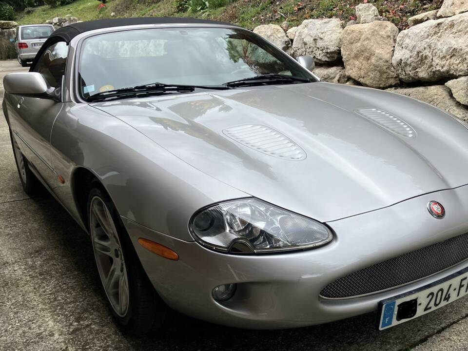 Imagen 4/8 de Jaguar XKR (1999)
