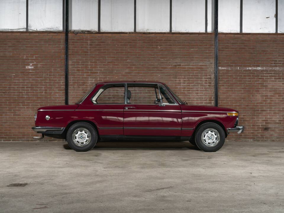 Image 2/91 of BMW 1802 (1973)