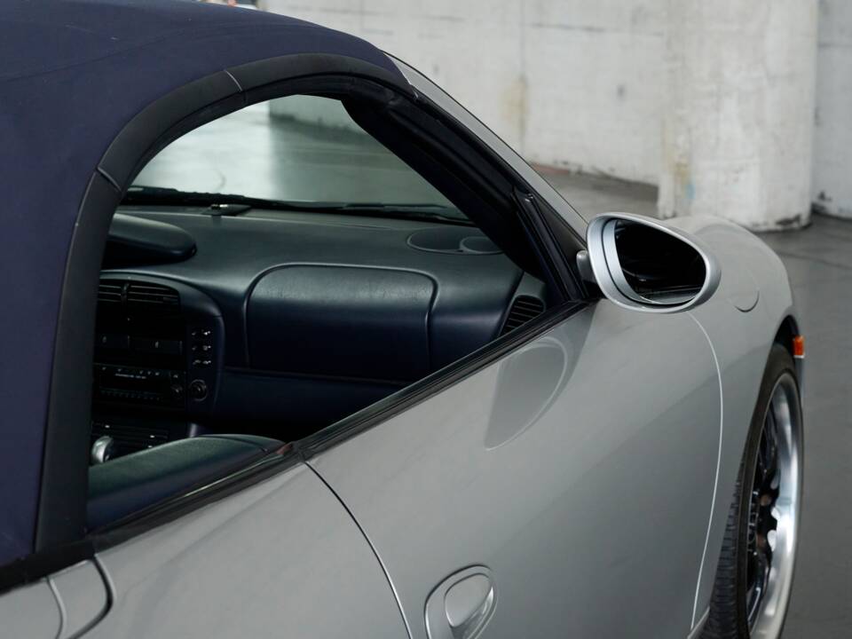 Afbeelding 16/50 van Porsche 911 Carrera (2000)