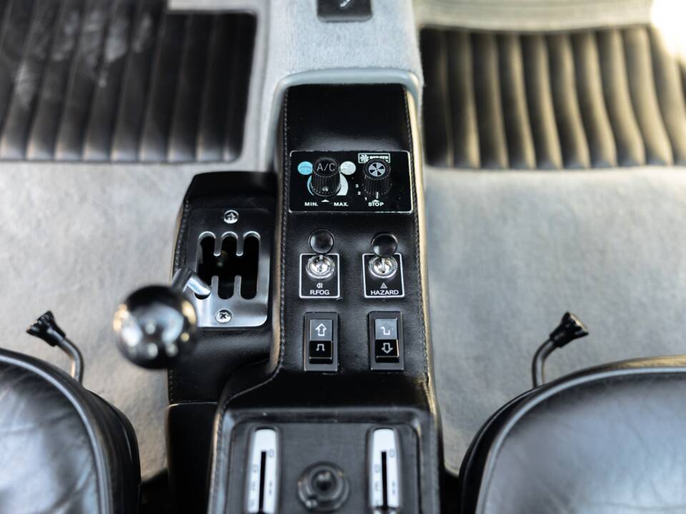 Bild 59/84 von Ferrari 512 BBi (1982)