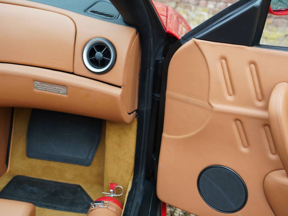 Immagine 41/50 di Ferrari 575 Superamerica F1 (2006)