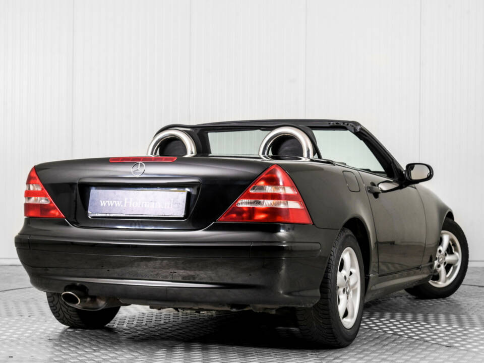 Image 50/50 of Mercedes-Benz SLK 200 Kompressor (2001)