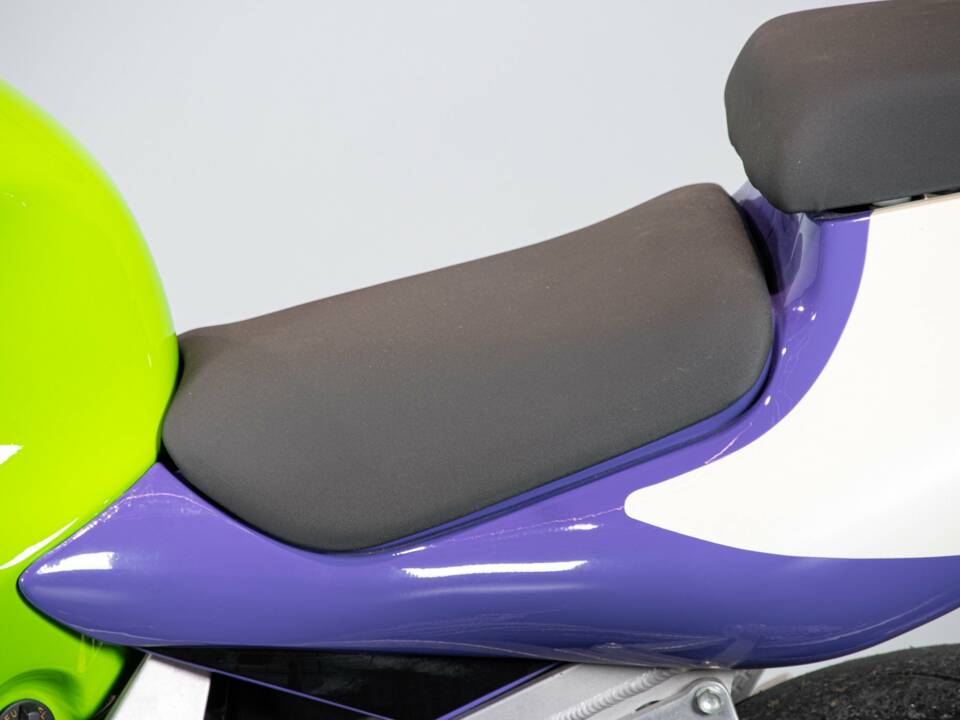 Imagen 27/50 de Kawasaki DUMMY (1996)