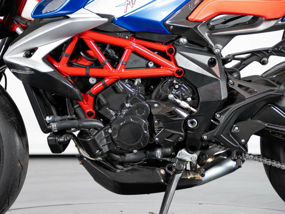 Bild 20/50 von MV Agusta DUMMY (2019)