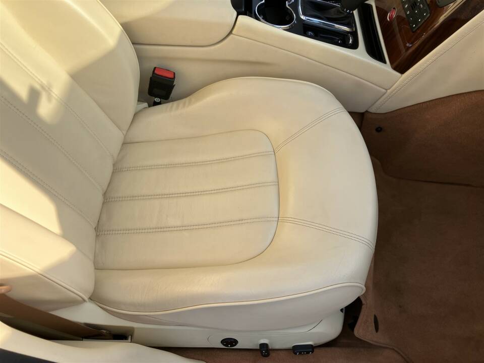 Image 24/46 of Maserati Quattroporte S 4.7 (2010)