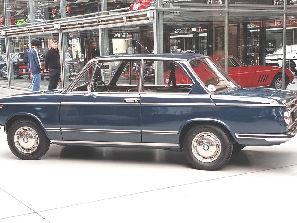 Image 6/19 de BMW 2002 (1972)