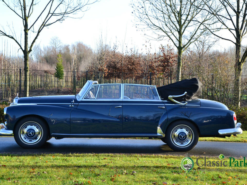 Image 17/50 de Mercedes-Benz 300 d Cabriolet D (1958)