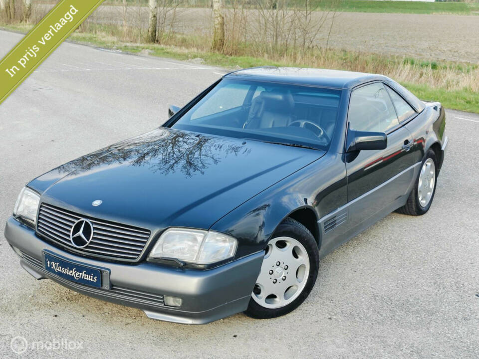 Image 3/50 of Mercedes-Benz 300 SL (1993)