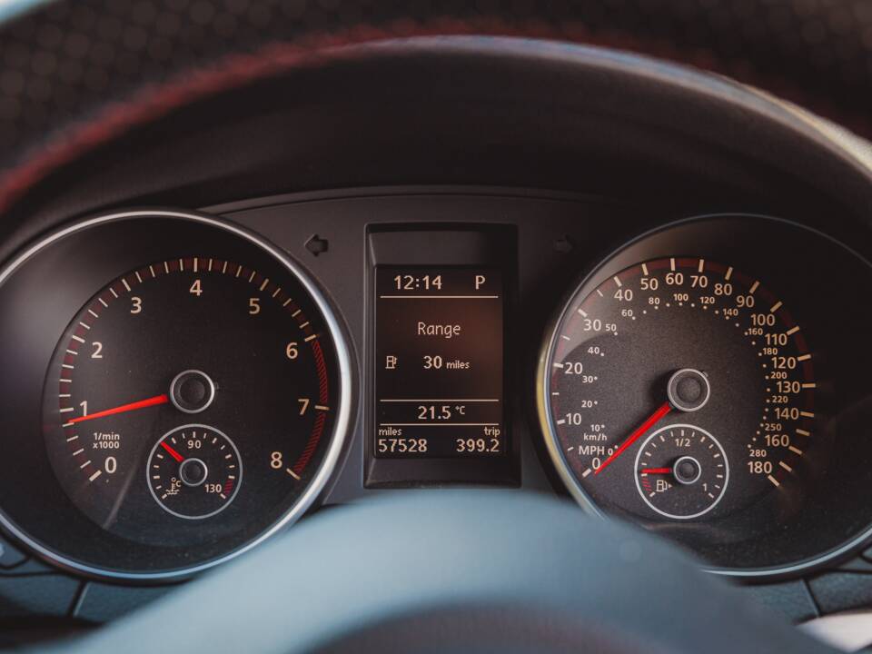 Imagen 31/42 de Volkswagen Golf VI GTI (2011)