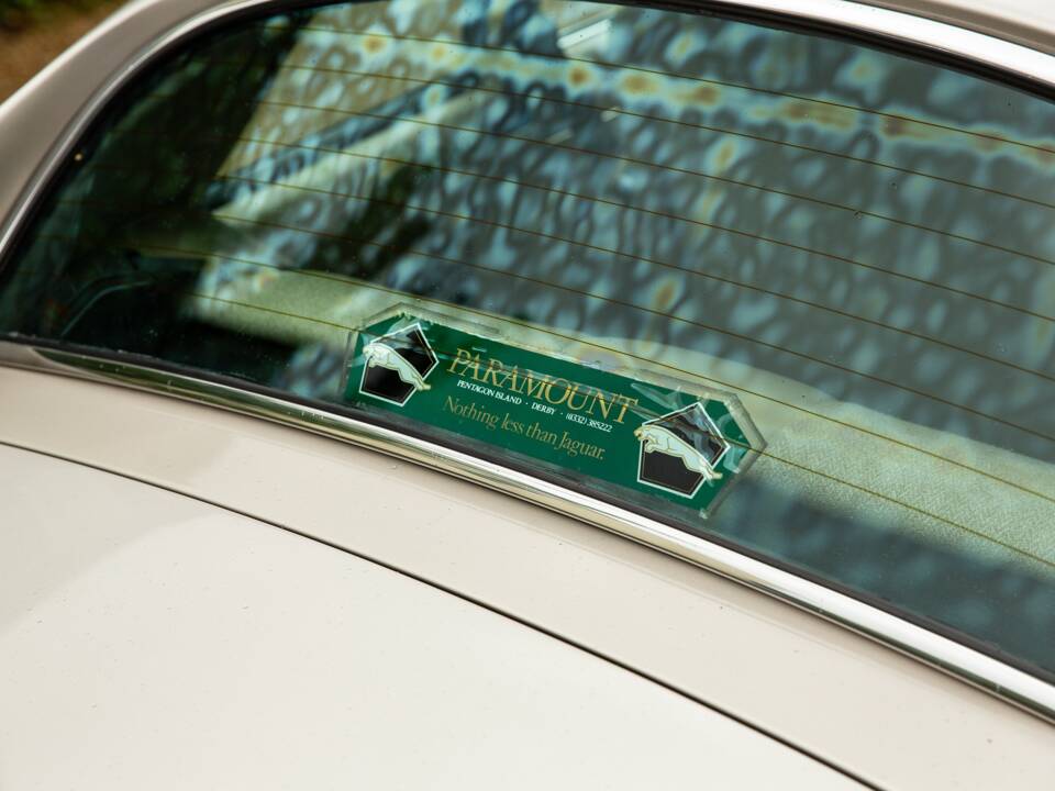 Immagine 14/40 di Jaguar XJ-S 3.6 (1988)