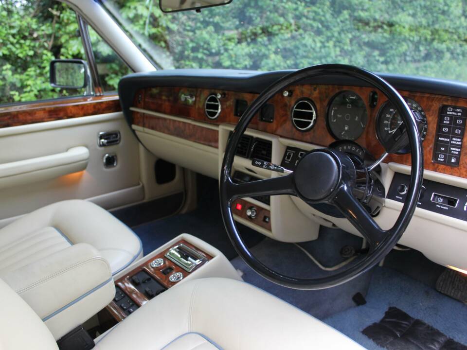 Afbeelding 8/20 van Rolls-Royce Silver Spirit (1987)