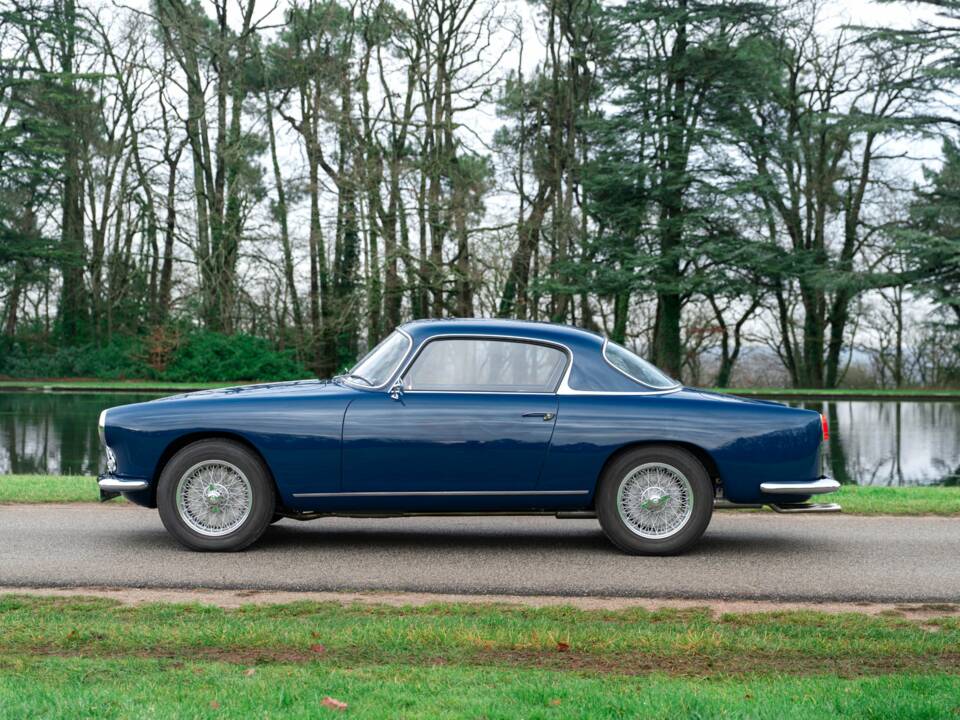 Image 4/9 of Alfa Romeo 1900 C Super Sprint Touring (1956)