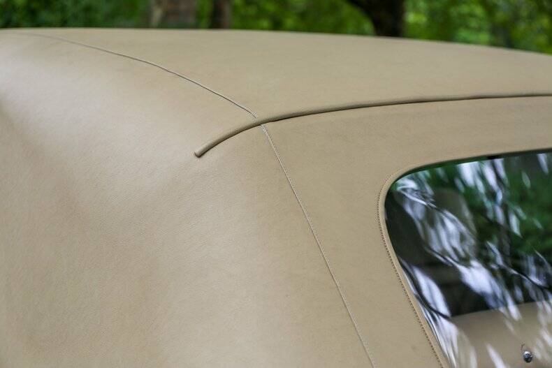 Bild 50/50 von Rolls-Royce Corniche I (1977)