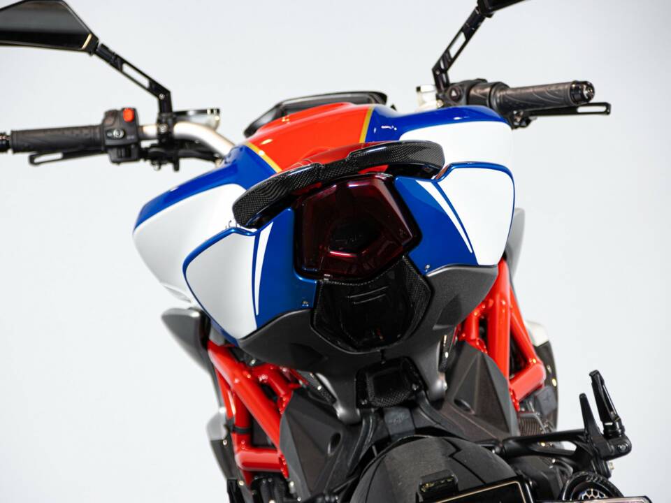 Bild 10/50 von MV Agusta DUMMY (2019)