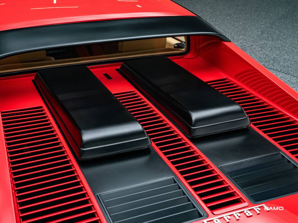 Immagine 24/39 di Ferrari 512 BBi (1983)