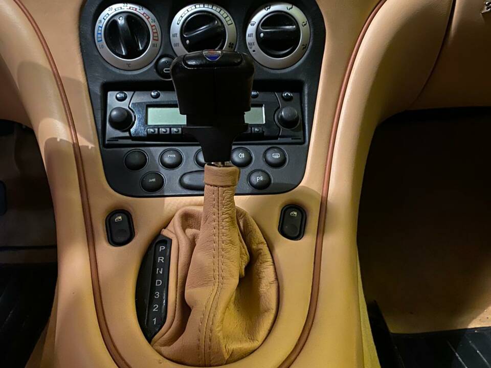 Bild 30/35 von Maserati 3200 GT (2000)