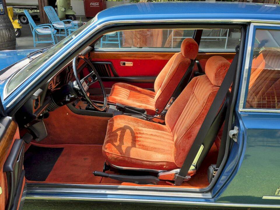 Afbeelding 30/62 van FIAT 130 Coupé (1972)
